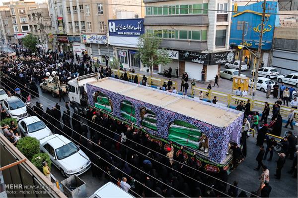 مراسم تشییع پیکر ۱۱۹ شهید تازه تفحص شده دفاع مقدس 10