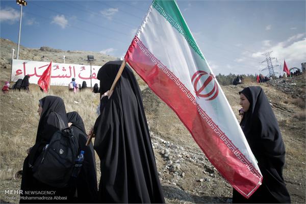 کوه‌پیمایی دانشجویان خواهر بسیجی در کهف‌الشهداء 14