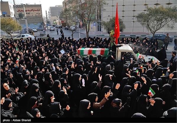 مراسم تشییع پیکر دو شهید گمنام در فردیس کرج 2