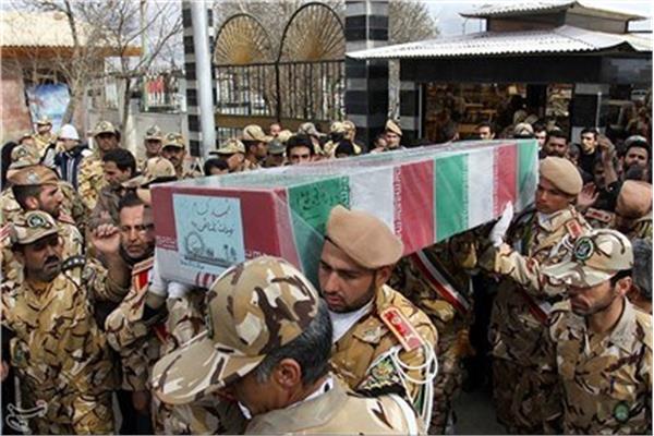 تشییع شهید گمنام در پادگان قهرمان همدان