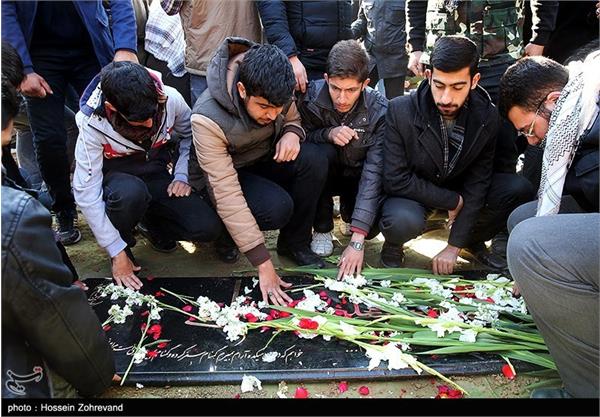 تشییع دو شهید گمنام در یافت آباد 2