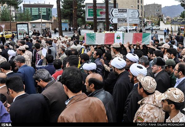 تشییع دو شهید گمنام در بیرجند 5