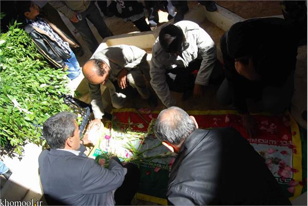 تشییع و خاکسپاری شهید گمنام شهرستان جم استان بوشهر 5/11/1389