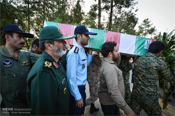 آئین استقبال از پیکر 4 شهید گمنام در شیراز 6