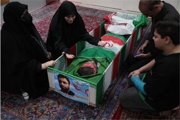 وداع با پیکر مطهر سردار شهید محمدرضا زاهدی و شش یار شهیدش - -16 فروردین 1403