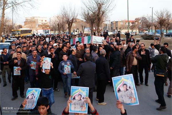استقبال مردم همدان از پیکر شهید حسین سپهر 1