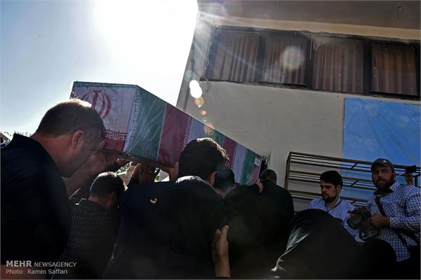 ورود پیکر ۱۸ شهید گمنام دفاع مقدس از طریق فرودگاه اهواز 6
