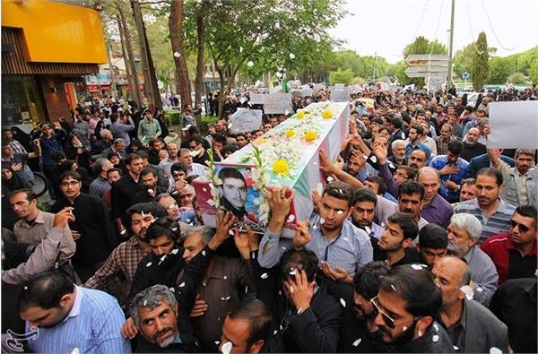 تشییع و خاکسپاری 5 شهید گمنام در استان اصفهان 5