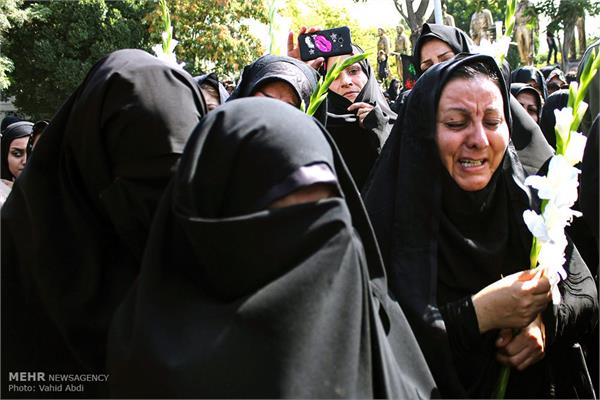 مراسم تشییع شهدای گمنام در تبریز 20