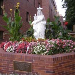 گرامی‌داشت کشته‌شدگان جنگ در دانشگاه‌های خارجی