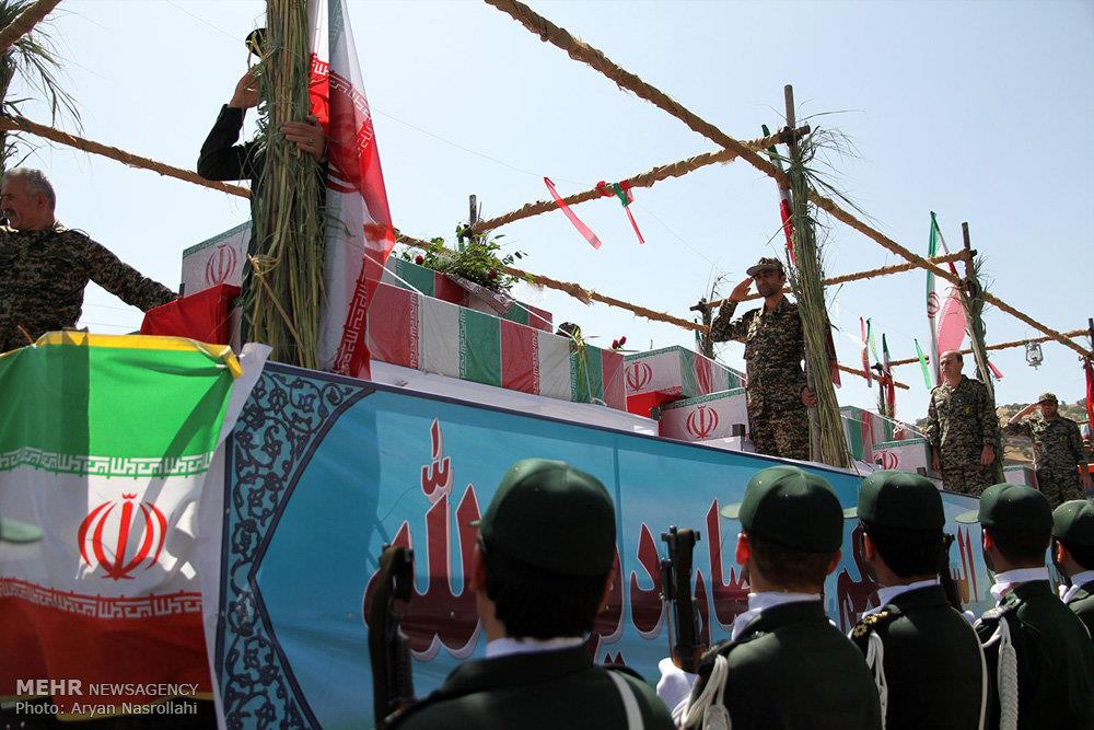 استقبال از شهدای گمنام در سروآباد و سنندج‎ 1