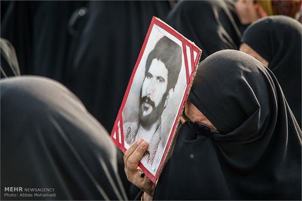 مراسم تشییع و تدفین دو شهید گمنام در لامرد 7