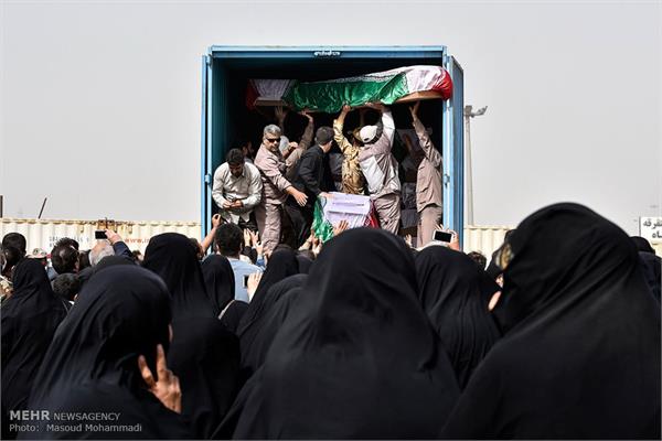 بازگشت پیکرهای ۶۸ شهید دوران دفاع مقدس به کشور 32