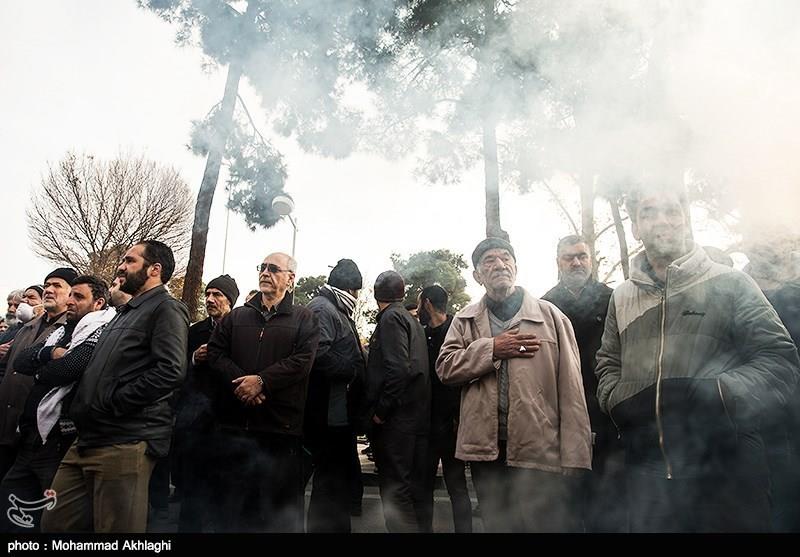 تشییع پیکر ۸ شهید گمنام دفاع مقدس در تهران  1