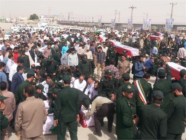 ورود پیکر مطهر ۵۵ شهید دفاع مقدس - شلمچه 54