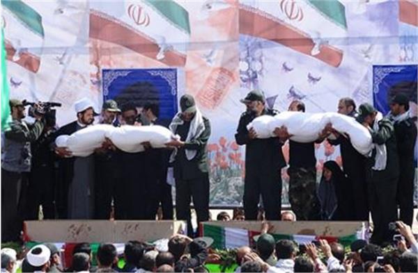 تشییع و خاکسپاری شهدای گمنام در اهرم تنگستان