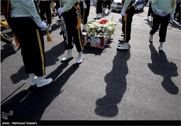 تشییع پیکر شهید تازه تفحص شده علی طالب زاده 9