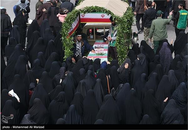 تشییع دو شهید گمنام در دانشگاه جامع امام حسین (ع) 19