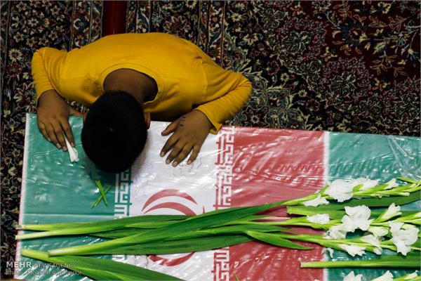 تشییع دو شهید دفاع مقدس در کرمان 10