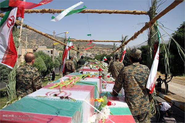 استقبال از شهدای گمنام در سروآباد و سنندج‎ 3