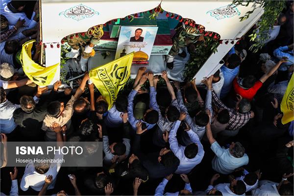 تشییع پیکر ۱۹شهید گمنام دفاع مقدس و یک شهید مدافع حرم در مشهد 6