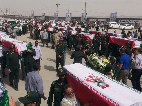 ورود پیکر مطهر ۵۵ شهید دفاع مقدس - شلمچه 56