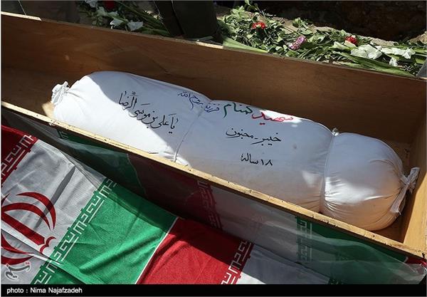 مراسم تشییع و تدفین دو شهید گمنام در مشهد 2