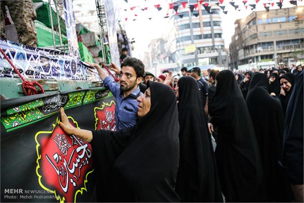 مراسم تشییع پیکر ۱۱۹ شهید تازه تفحص شده دفاع مقدس 16