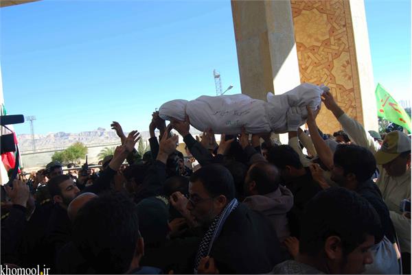 تشییع و خاکسپاری شهید گمنام شهرستان جم استان بوشهر 5/11/1389
