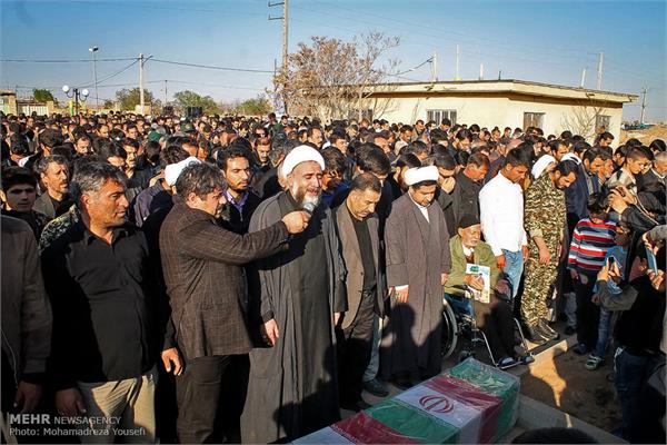 تشییع پیکر شهدای هشت سال دفاع مقدس در قزوین 3