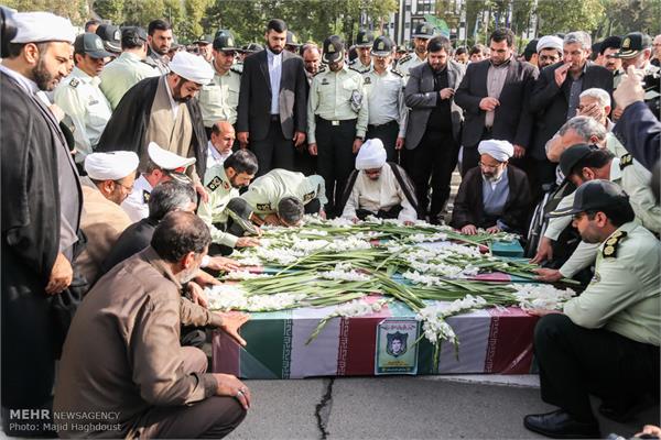 تشییع پیکر سه شهید تازه تفحص شده نیروی انتظامی 26