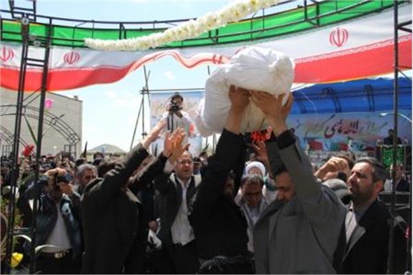 تشییع و خاکسپاری دو شهید گمنام دردانشگاه علوم پزشکی ارومیه