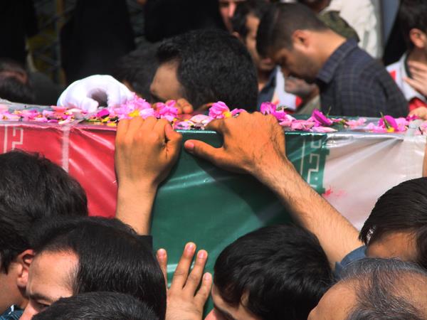 توسل به شهید