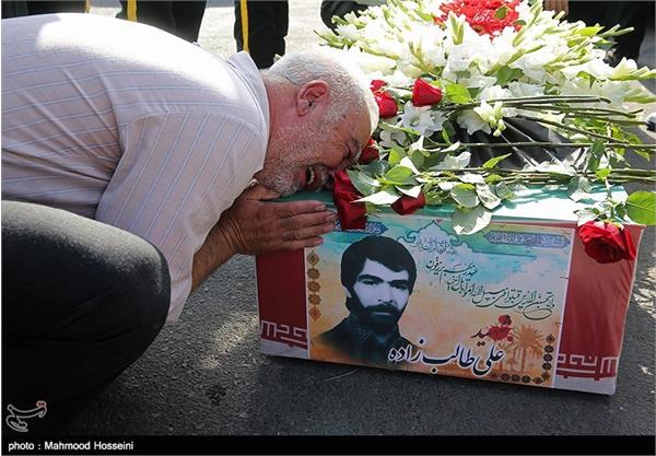 تشییع پیکر شهید تازه تفحص شده علی طالب زاده 13