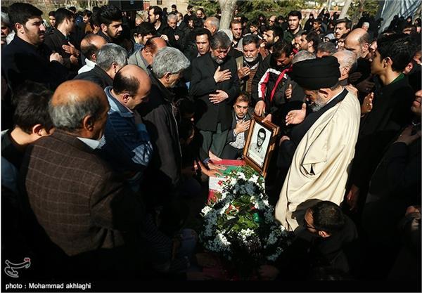 تشییع پیکر پاک شهید سعید حیدری 11