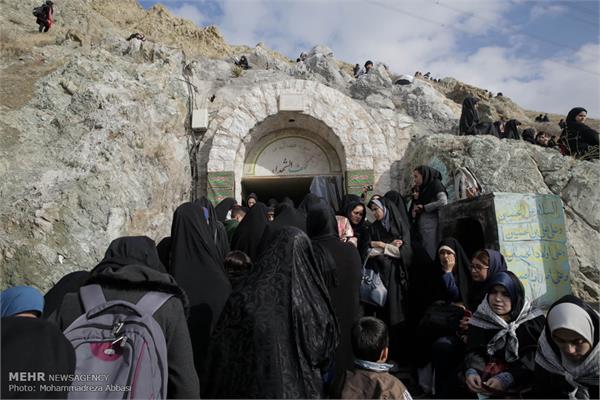 کوه‌پیمایی دانشجویان خواهر بسیجی در کهف‌الشهداء 18