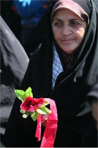 تشییع و خاکسپاری دو شهید گمنام در صنایع هواپیماسازی ایران(هسا) اصفهان