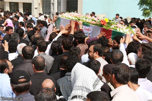 تشییع و خاکسپاری شهدای گمنام دانشگاه خلیج فارس بوشهر-27/2/89