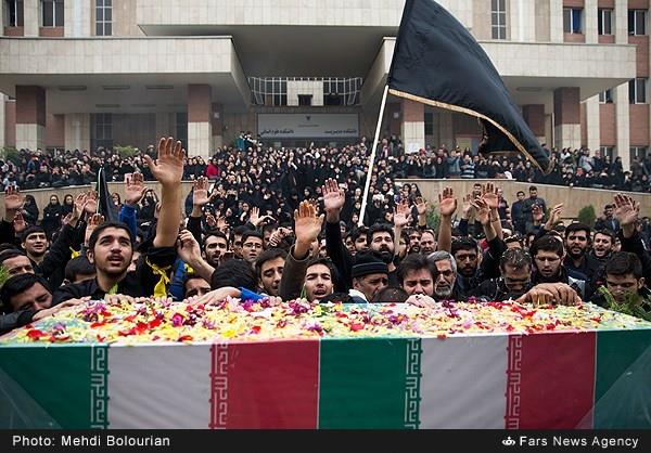 تشییع پیکر شهید گمنام در دانشگاه آزاد تهران شمال 4