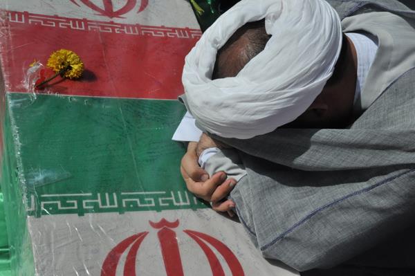 توسل به شهدای گمنام