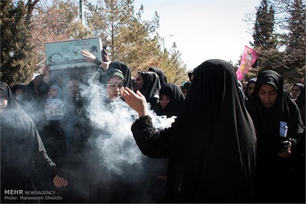 تشییع شهید گمنام در دانشگاه فنی دختران شاهرود‎ 10