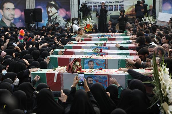 وداع با پیکرهای  7 شهید مدافع حرم - 11 آذر 1402 6