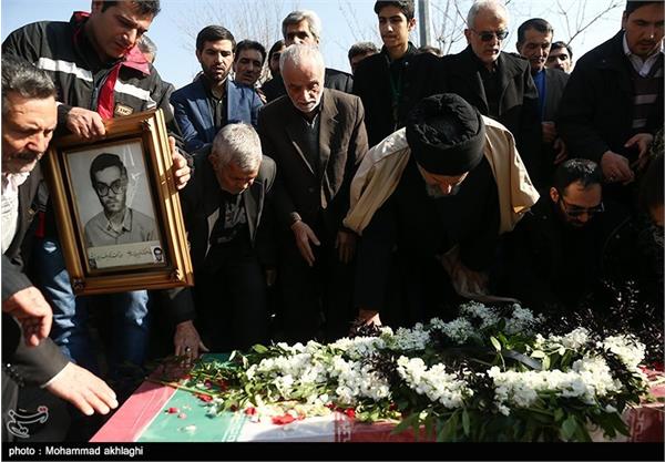 تشییع پیکر پاک شهید سعید حیدری 12