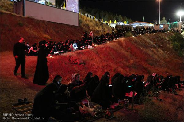 مراسم احیای شب بیست و یکم ماه رمضان در کهف الشهدا 3