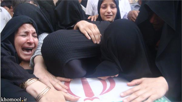 تشییع و خاکسپاری شهدای گمنام دانشگاه آزاد اسلامی اردستان استان اصفهان-12/7/89