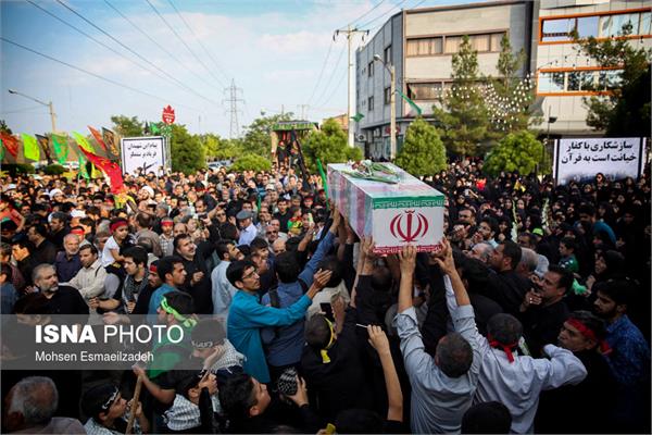 تشییع دو شهید گمنام در پارک نیلوفرآبی مشهد 2