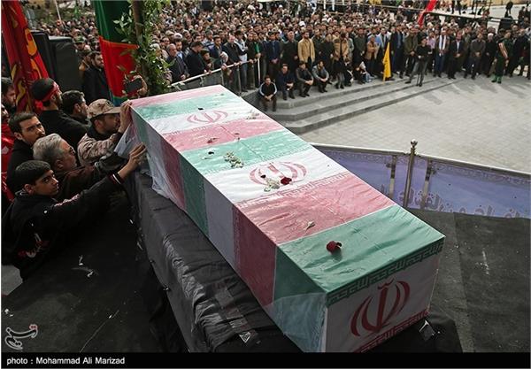 تشییع دو شهید گمنام در دانشگاه جامع امام حسین (ع) 5