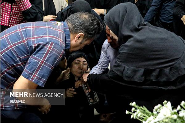 وداع با پیکر مطهر شهید تازه شناسایی شده سید محسن غریبیان - 29 مرداد 1403 13