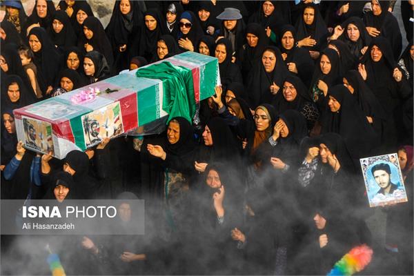 تشییع پیکر مطهر شهیدان قائدی و اسدپور در لامرد - شیراز 2