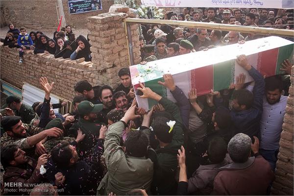 مراسم تشییع پیکر مطهر شهید مهدی طیبی 14